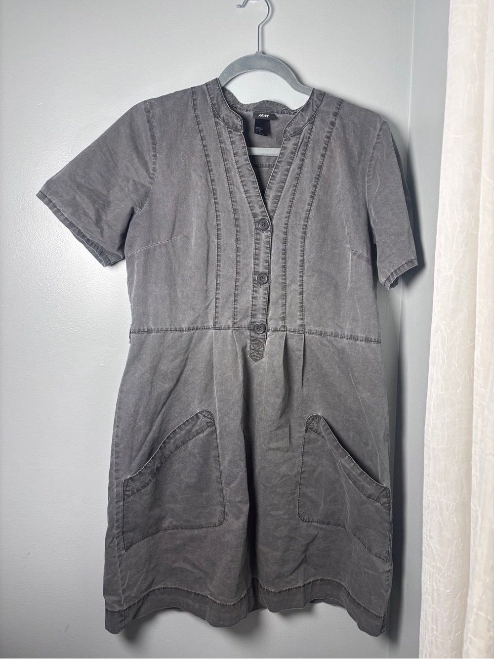 H&M gray mineral-wash short-sleeve dress size women’s 12
